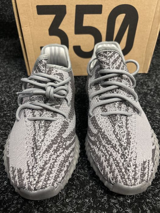 Adidasi - Adidas Yeezy 350 V2 Beluga 2.0 Marimea 44