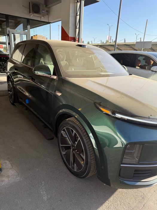 Lixiang 9 ultra yashil restyling