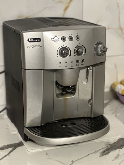 Expresor Cafea Delonghi Magnifica
