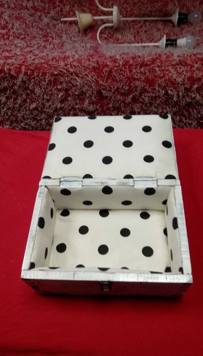 Декоративна кутия, съндъче стил винтидж - промишлен дизайн