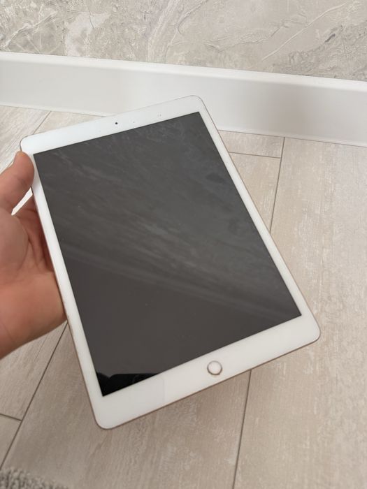 Ipad 7 симкарта тушади