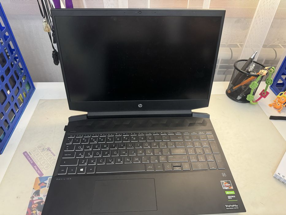 ноутбук HP Pavillion