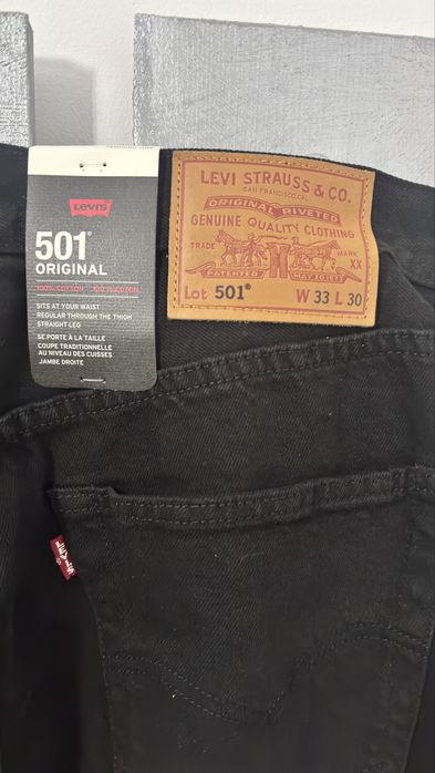 Blugi Levi’s slim fit