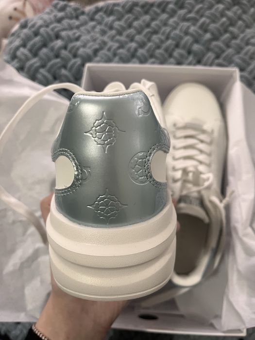 Дамски обувки guess