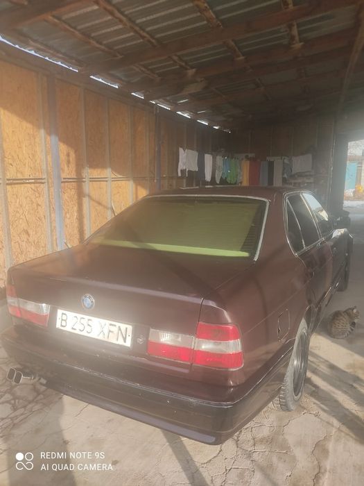 Продам машину BMW