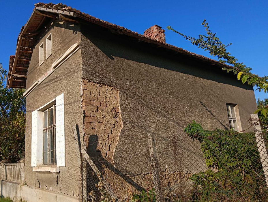Продавам къща къща в с.Сталийска махала