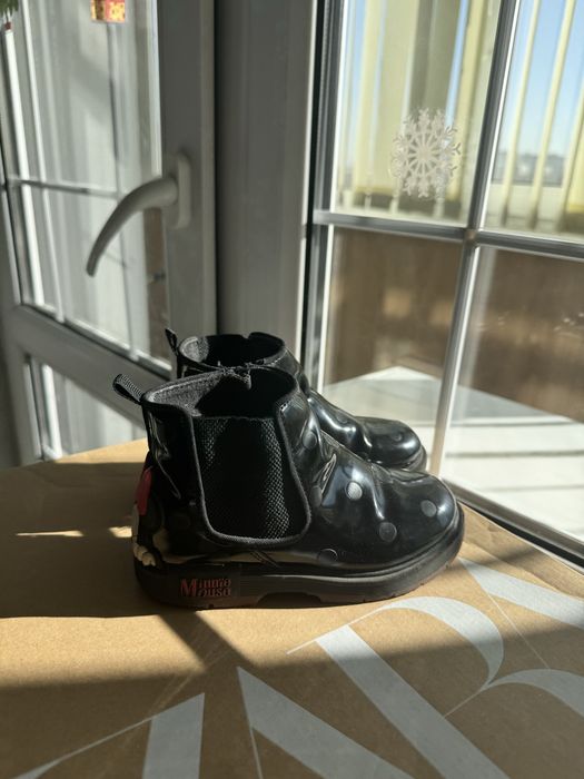 Ботинки zara 26 размер.