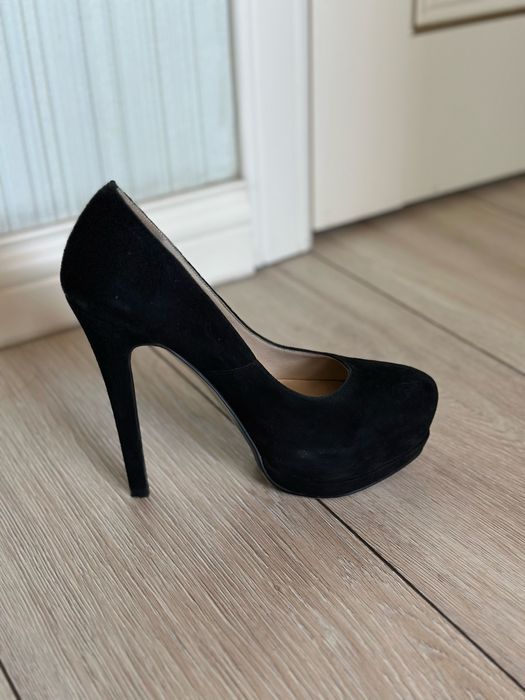 Женские Туфли на каблуках 5000 тг