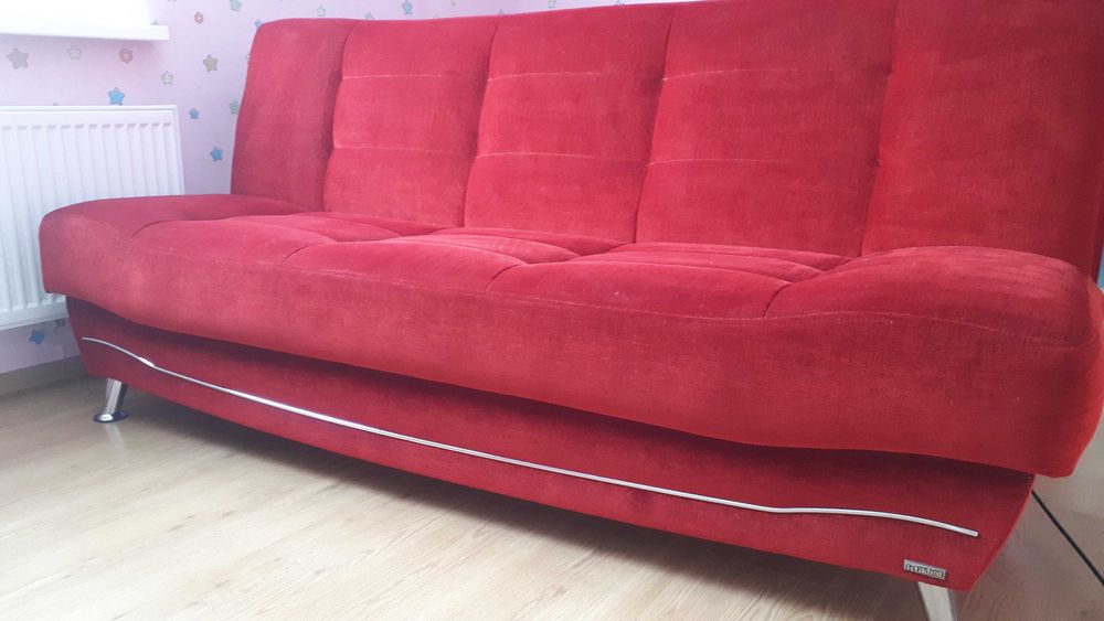 Диван istikbal в отличном состоянии