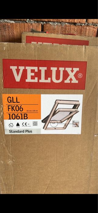 3 ferestre VELUX noi GLL MK06 / FK06 + accesorii
