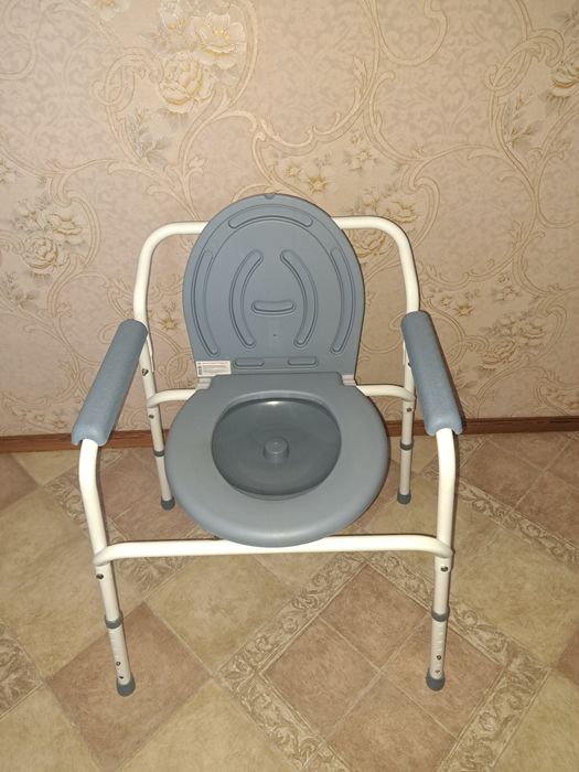 Продам кресло туалет для инвалидов