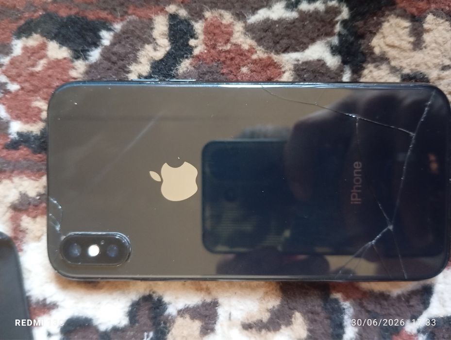 Iphone X 64 Gb Qora rangli