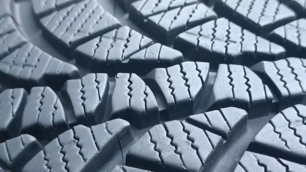 215/45/17 Kumho Дот 2223