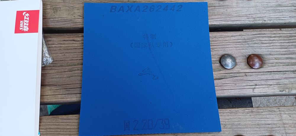 Гуми за тенис на маса DHS HURRICANE 3 национална със синя под