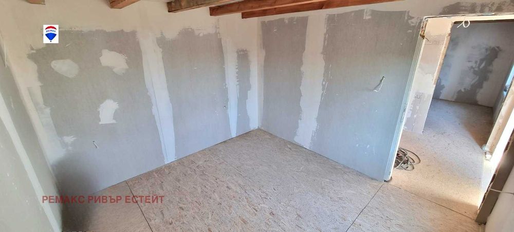 Продава се Къща в с. Червена вода, Област Русе - 110 кв.м за 845 €/кв.м - Снимка #4