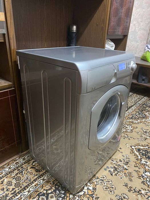 Продаётся машина