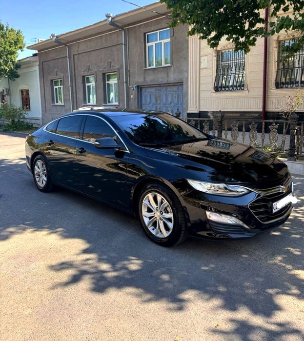 Malibu 2 Primier 2021 Yil Qora Rang Idiyal Xolata  Малибу