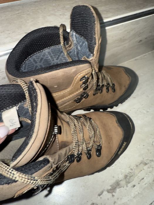 Зимни обувки Miendl