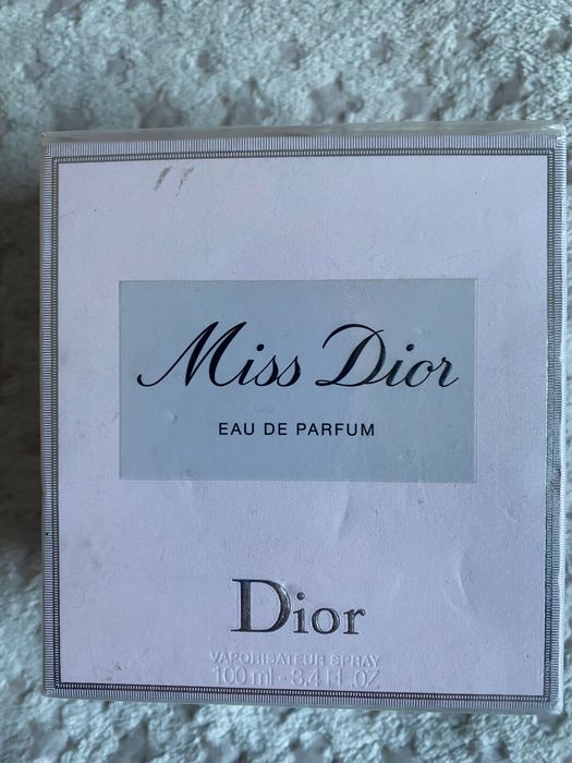 Дамски парфюм нов