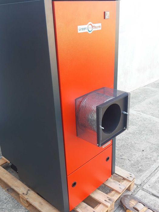 Centrala peleti 40kW curatire automata.