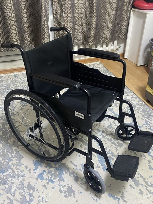 Инвалидная коляска