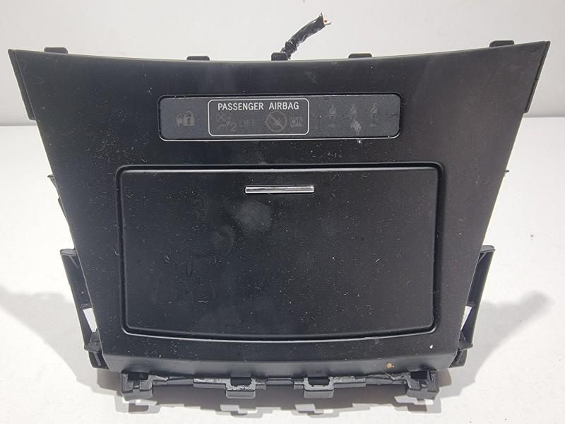 Scrumiera Toyota Avensis T27 83950-05010 Break
