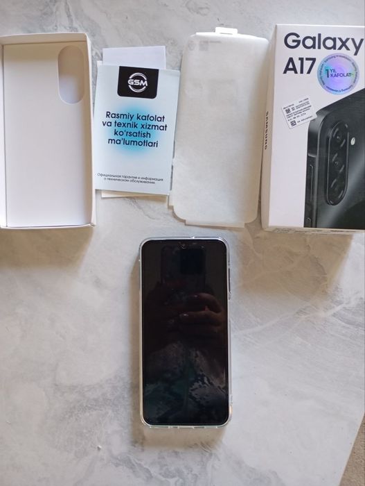 Samsung A17. Yengi