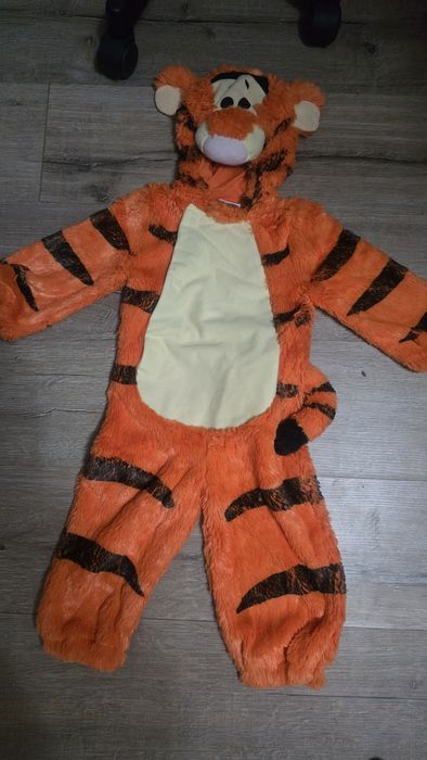 Костюм  тигрёнка новогодний  на 1-2 года