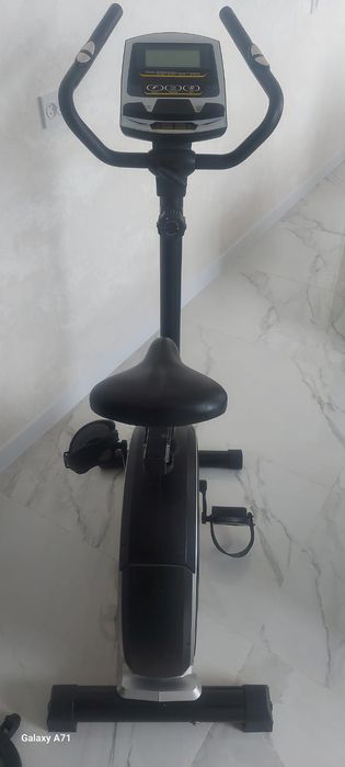 Велотренажер спортивный