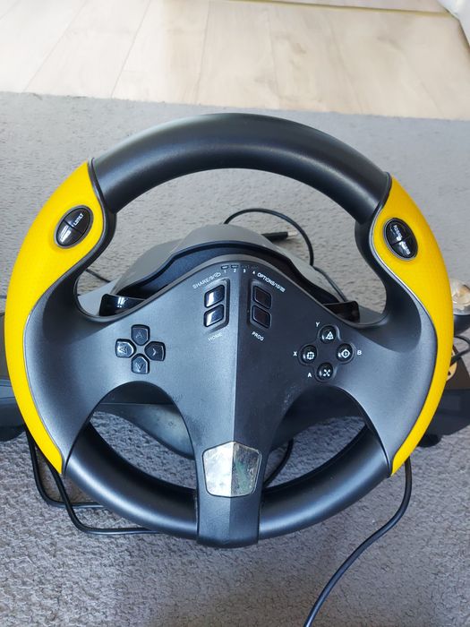 Volan cu pedale gaming