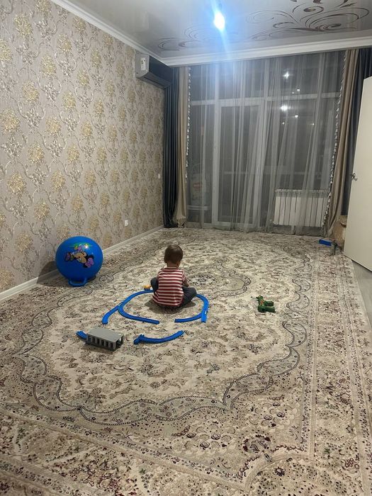 Продам 3х комнатная квартиру