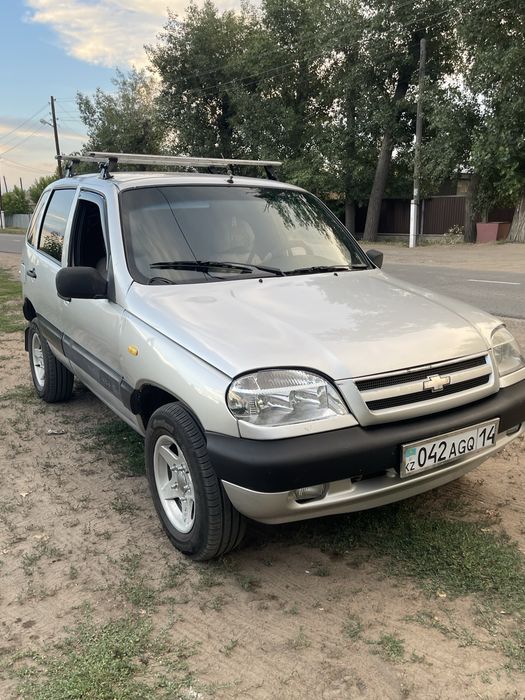 Продам ниву шевроле
