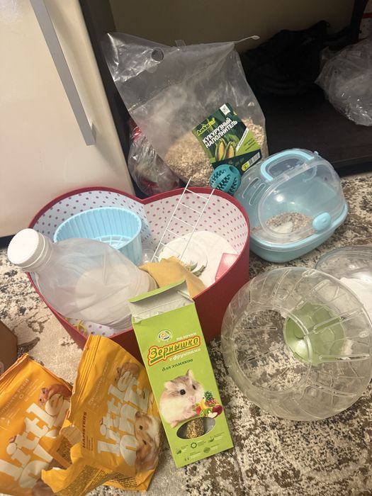 Срочно продам клетку и все что необходимо
