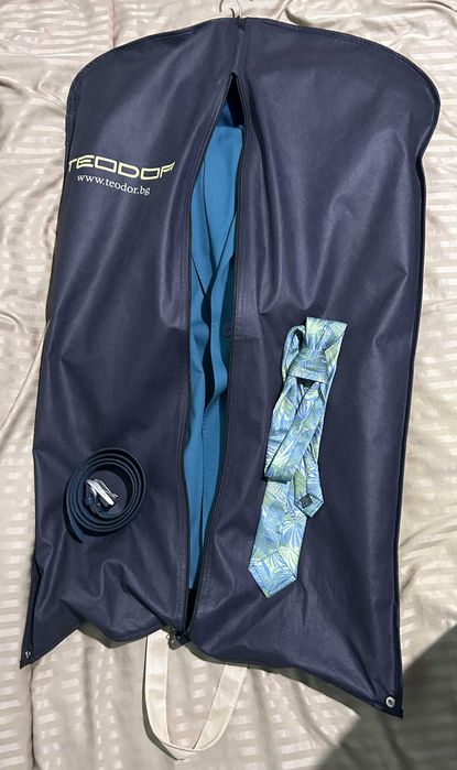 Бален костюм / Син цвят.