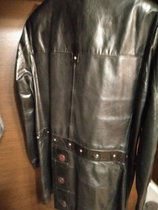 Куртка Armani продам