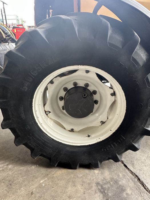 Гума за трактор petlas