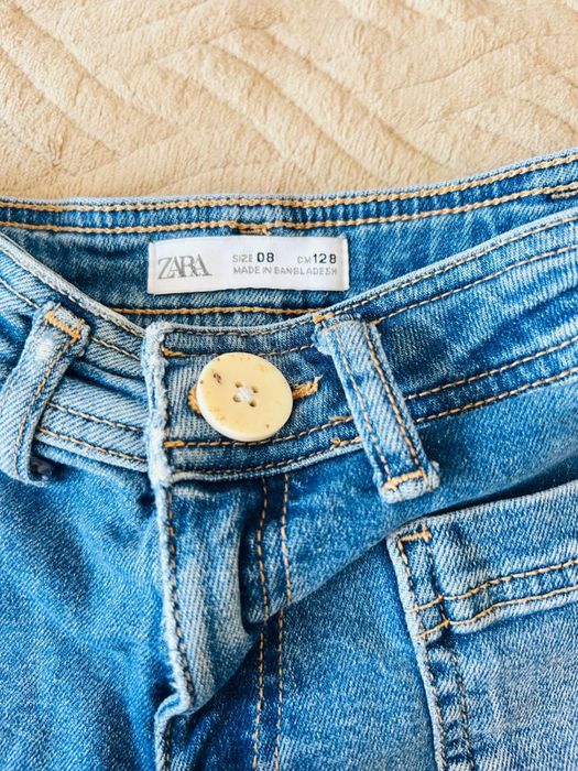 Продам  классные джинсы для девочек