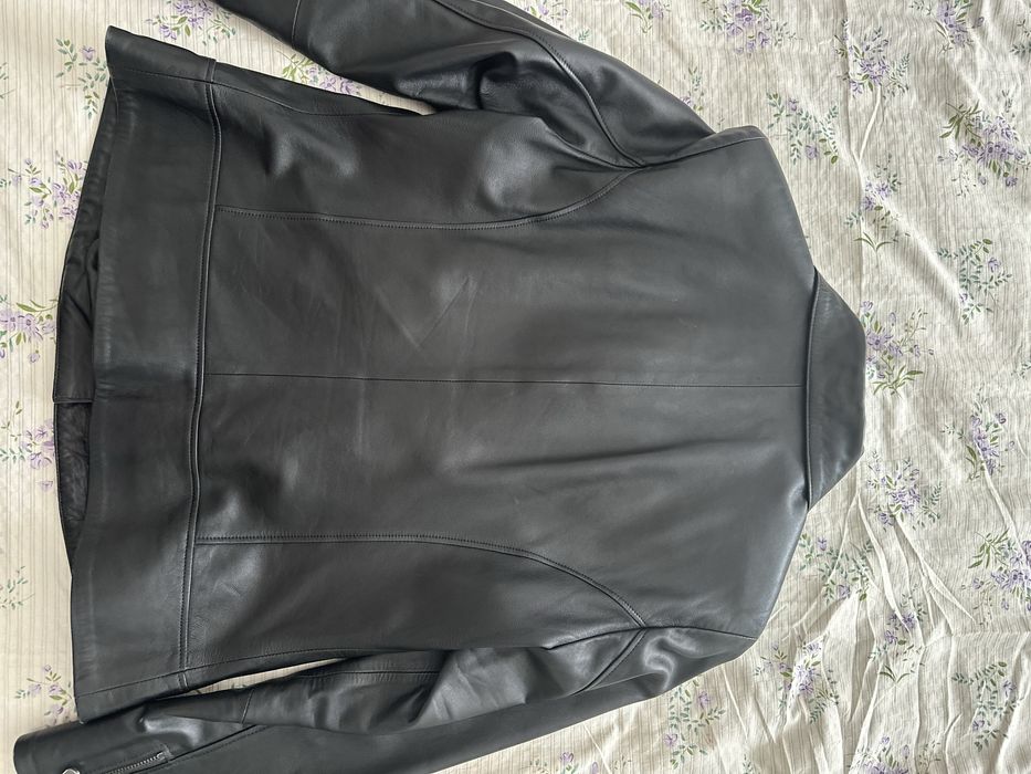 Продам кожаную куртку