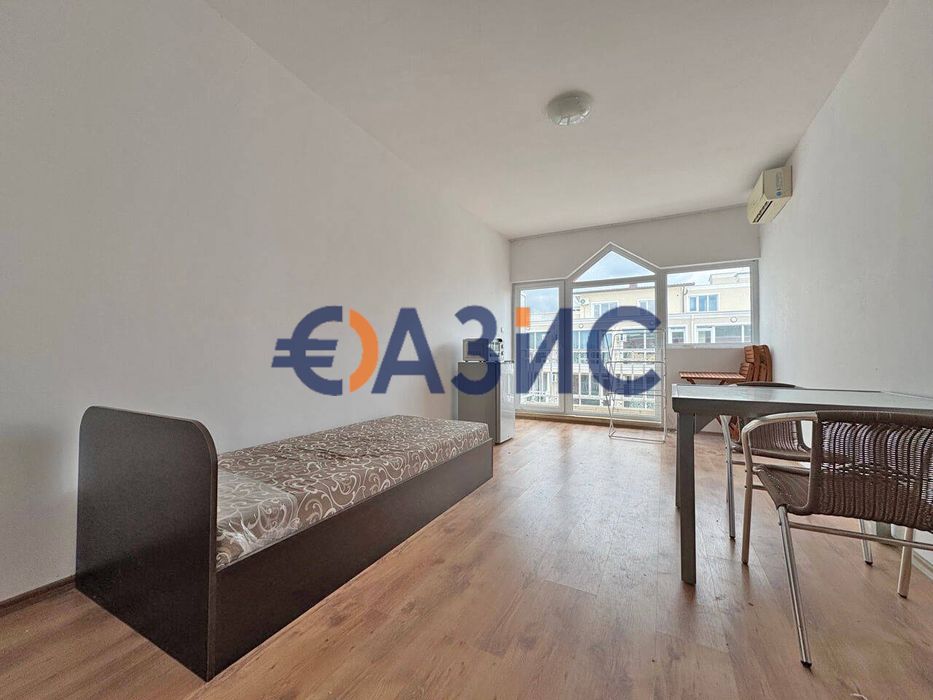 Продава се Едностаен апартамент в к.к. Слънчев бряг - 29 кв.м за 880 €/кв.м - Снимка #1