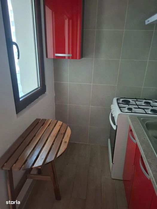 titan 1 minut metrou   si parc ior moderna
