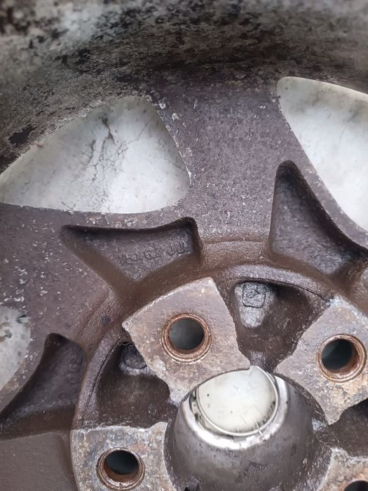 Диски R15, Nissan