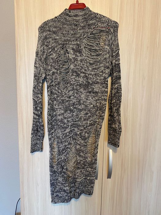 Продавам рокли/туники - Stradivarius, Bershka