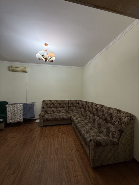 Отдам даром диван и два кресла