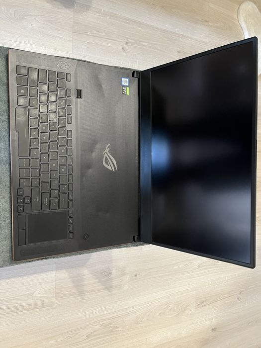 ASUS ROG zephyrus
