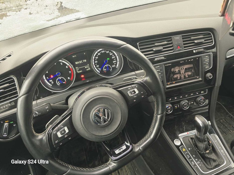 VW Golf7 R  Kombilimousine / mk7