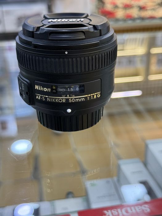 Продается Nikon 50мм 1.8
