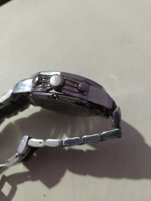 Швейцарски часовник Corum автомат