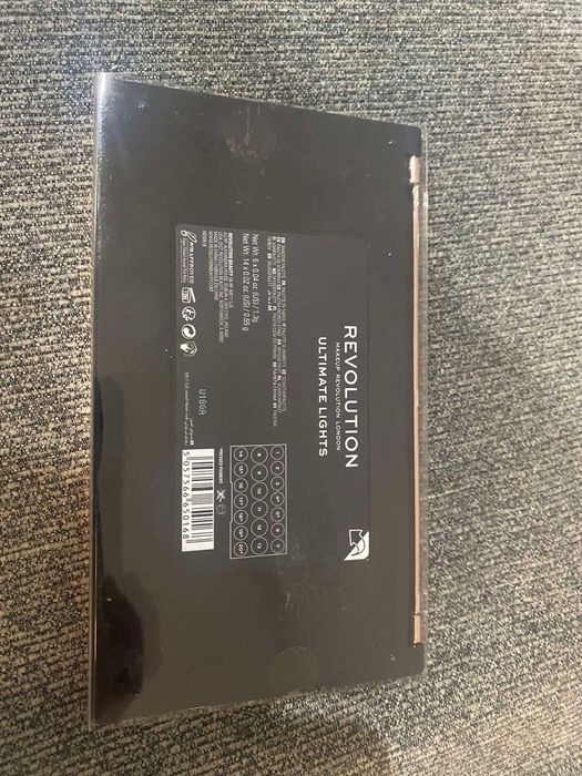 Палитра Makeup Revolution Ultimate Lights