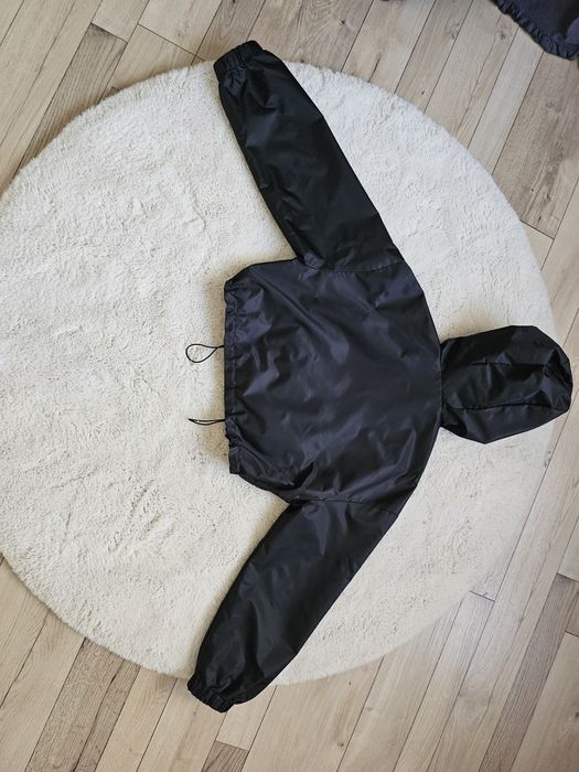 Късо якенце ветровка XS размер