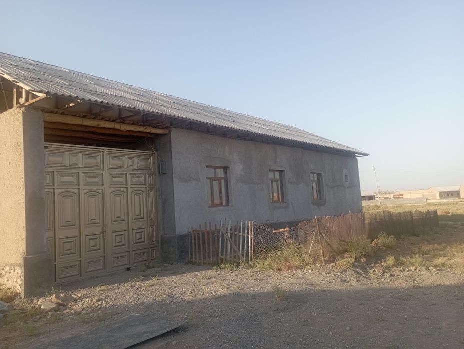 Yangi xovli sotiladi